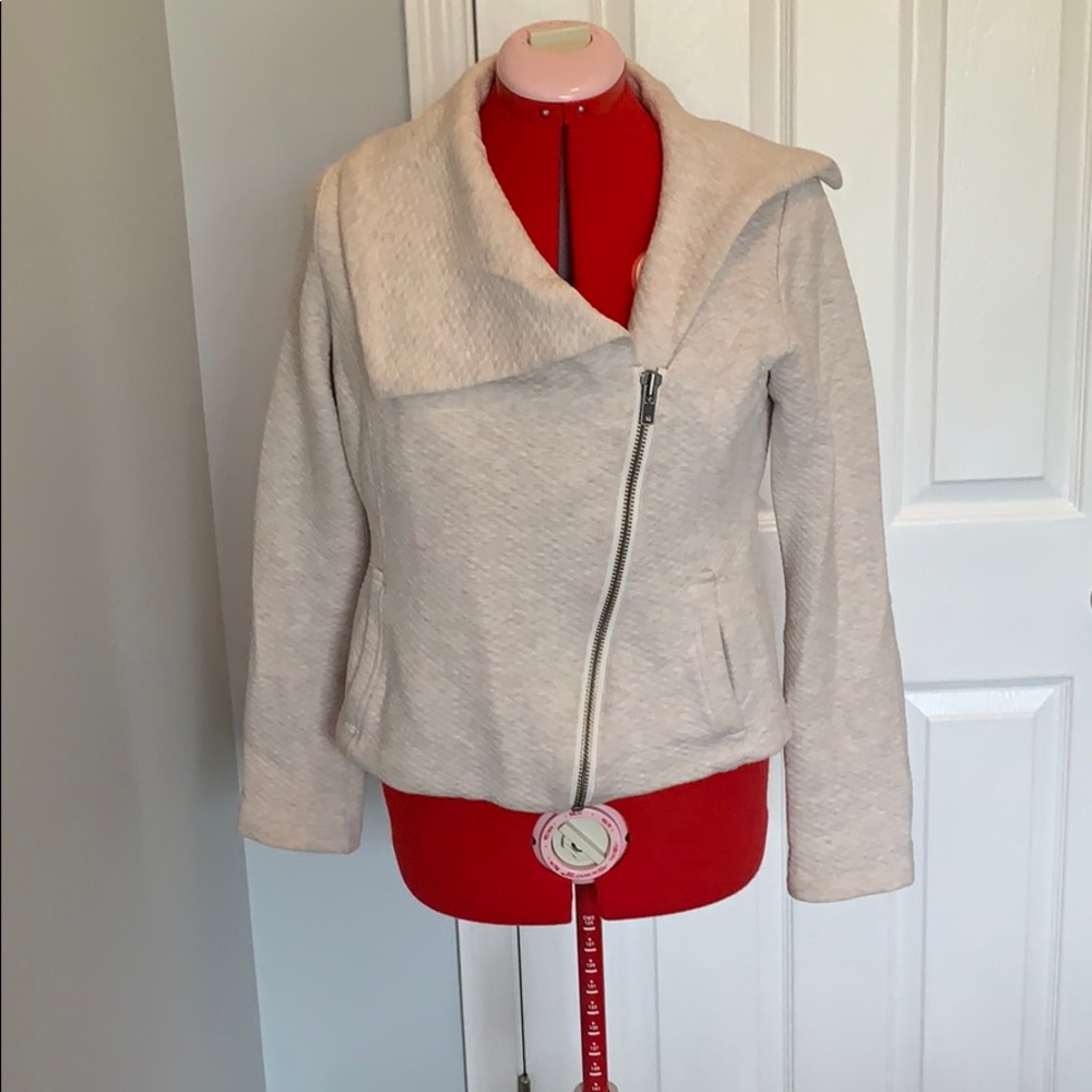EUC CAbi Sweatshirt Jacket